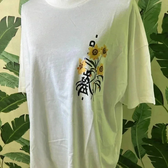 ASOS White High Neck Rise Up Floral Graphic Tee Size M - Picture 2 of 5